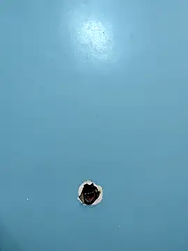 Snapshot of Leoni_G chatting on 12-14-25, 06:08 Leoni G online show from 12-14-25, 06:08