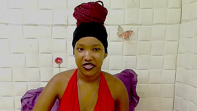 EroticSexyPrada online show from 03-18-26, 05:16