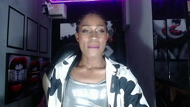 Snapshot of Africa_Carolina chatting on 03-02-25, 10:35 Africa Carolina online show from 03-02-25, 10:35