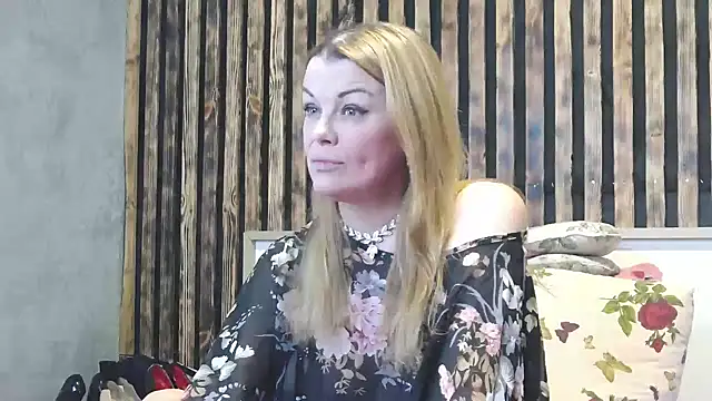 Kisi Lovi online show from 02-20-26, 11:54