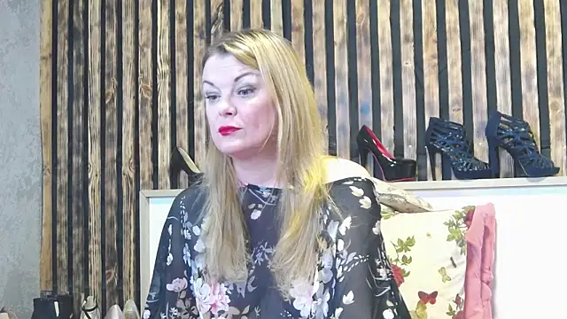 Snapshot of Kisi_Lovi chatting on 06-03-26, 03:42 Kisi Lovi online show from 06-03-26, 03:42