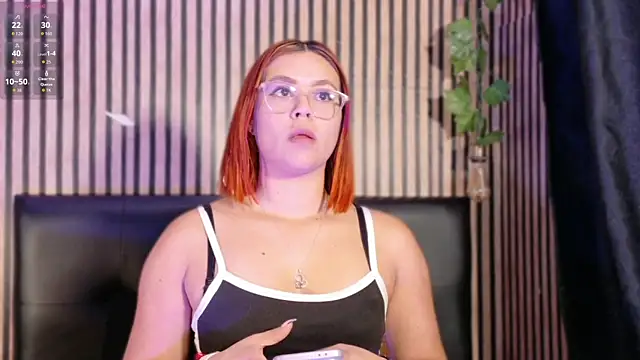 Sophie new25 online show from 10-25-25, 12:45