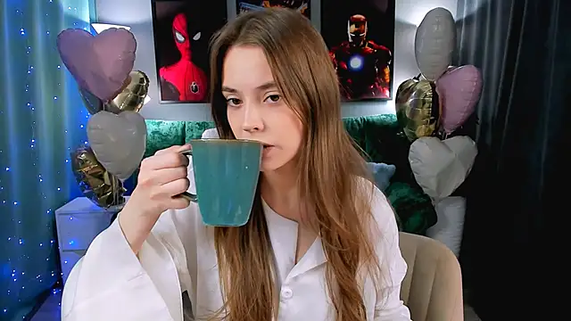 Snapshot of RayWillliams chatting on 02-18-26, 06:37 RayWillliams online show from 02-18-26, 06:37