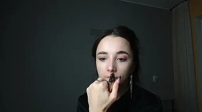 Snapshot of Eva_Gloryy chatting on 02-20-25, 03:52 Eva Gloryy online show from 02-20-25, 03:52