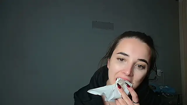 Snapshot of Eva_Gloryy chatting on 10-30-25, 09:59 Eva Gloryy online show from 10-30-25, 09:59