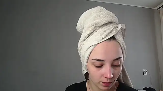 Eva Gloryy online show from 03-05-26, 12:34