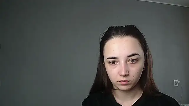 Eva Gloryy online show from 04-16-26, 07:42