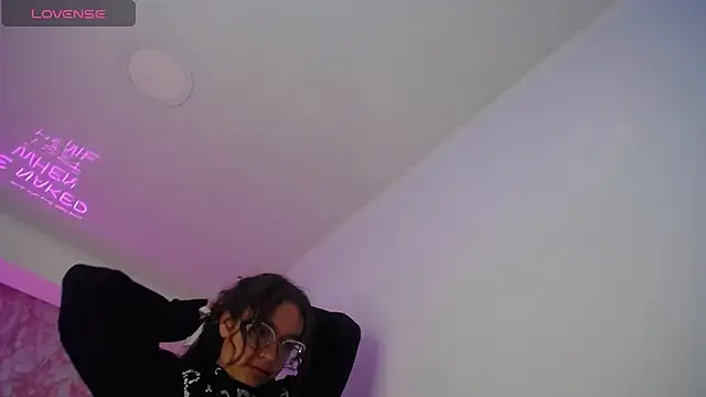 kassandra ch  online show from 03-11-25, 07:47