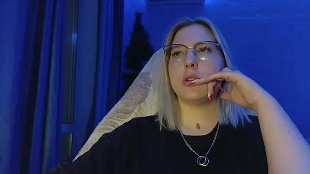 HotBrandyX online show from 01-09-26, 01:58