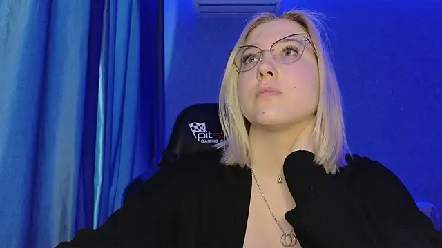 HotBrandyX online show from 05-21-26, 10:00