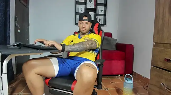 dereckgreen online show from 02-07-25, 06:56