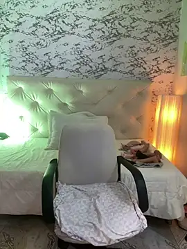 Snapshot of viktoria_davis_ chatting on 02-01-25, 01:12 viktoria davis online show from 02-01-25, 01:12