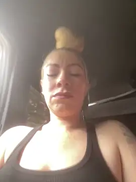 viktoria davis  online show from 06-16-26, 08:55