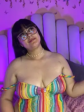 emmagh  online show from 02-10-25, 01:24