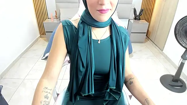 Zulema hamdi online show from 02-13-25, 11:28