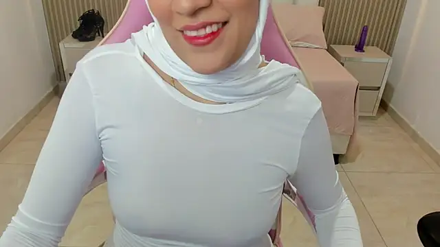 Zulema hamdi online show from 03-12-25, 02:09