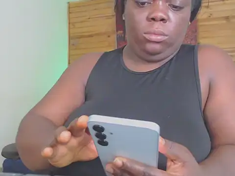 Lola Honney online show from 04-11-26, 04:06