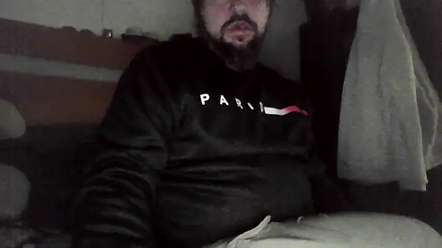 Snapshot of yourcourage1 chatting on 02-24-26, 06:11 yourcourage1 online show from 02-24-26, 06:11