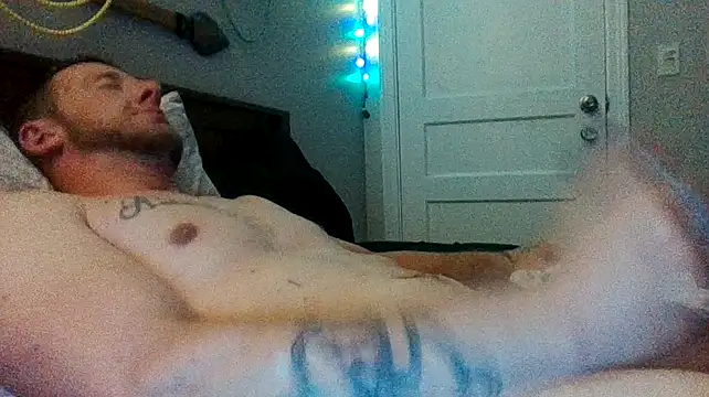 biggzee6 online show from 02-11-25, 06:19