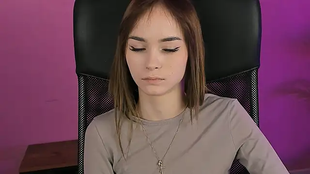 Snapshot of DakotaaJohnnson chatting on 02-12-25, 02:43 DakotaaJohnnson online show from 02-12-25, 02:43