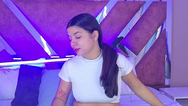 ValeriaOrtega online show from 07-10-26, 11:46