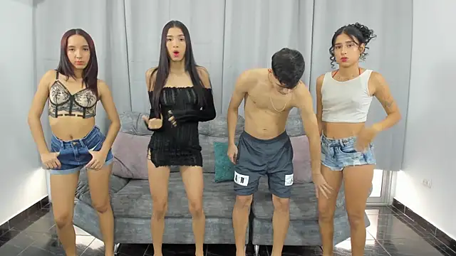 hotlittleones18 online show from 03-14-25, 07:12