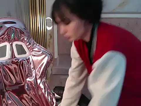 shalon diaz s online show from 03-04-25, 01:06