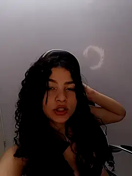 shalon diaz s online show from 09-27-25, 04:12