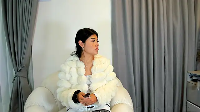 1lubonnie online show from 02-18-25, 01:54