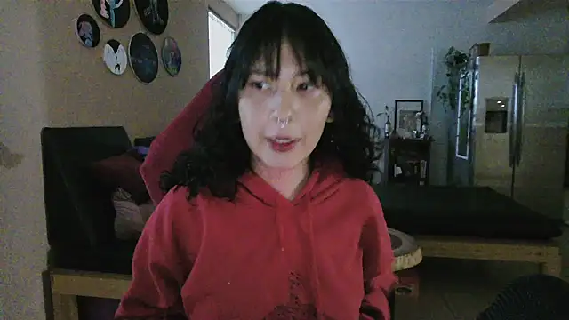 Snapshot of GinnyDelice chatting on 09-12-25, 11:48 GinnyDelice online show from 09-12-25, 11:48
