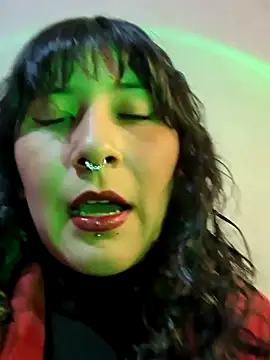 Snapshot of GinnyDelice chatting on 02-06-26, 11:41 GinnyDelice online show from 02-06-26, 11:41