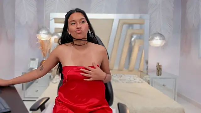 LIA SWAN  online show from 02-06-25, 07:13