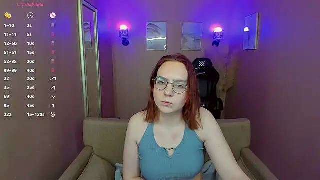 Snapshot of _candy__sweet__ chatting on 02-05-25, 10:51 candy sweet online show from 02-05-25, 10:51