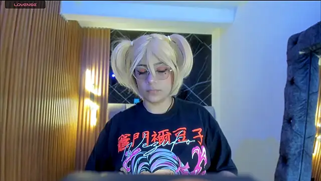 Hiraku dl online show from 11-20-25, 09:58