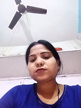 Snapshot of Bina_Bhanot chatting on 11-29-25, 09:23 Bina Bhanot online show from 11-29-25, 09:23