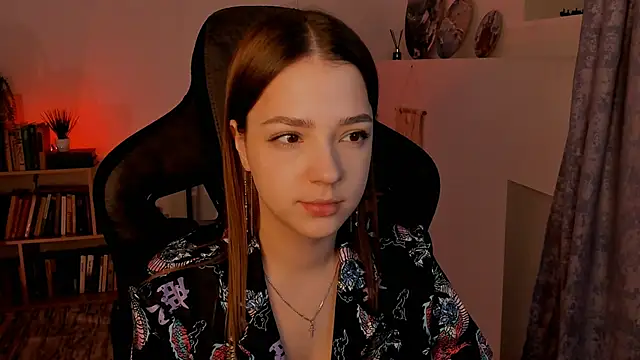 Snapshot of PamBeesly chatting on 01-25-25, 03:09 PamBeesly online show from 01-25-25, 03:09