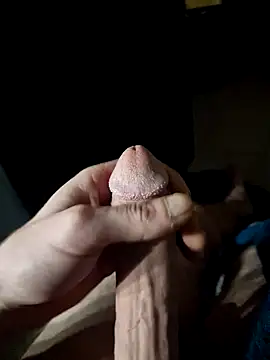 Snapshot of guilove5 chatting on 01-20-25, 11:43 guilove5 online show from 01-20-25, 11:43