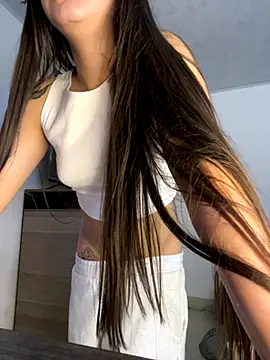 astrid  online show from 10-18-25, 11:33