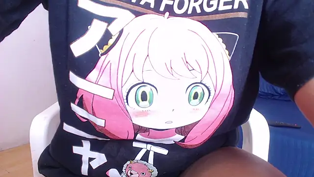 Snapshot of tinyy_whore18 chatting on 11-19-25, 03:12 tinyy whore18 online show from 11-19-25, 03:12