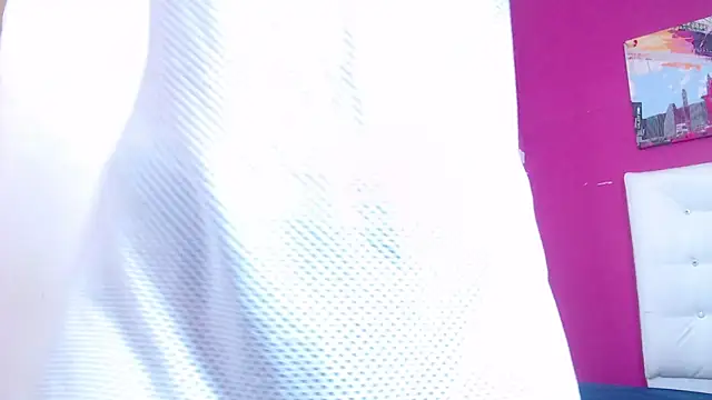 Snapshot of tinyy_whore18 chatting on 11-27-25, 04:42 tinyy whore18 online show from 11-27-25, 04:42