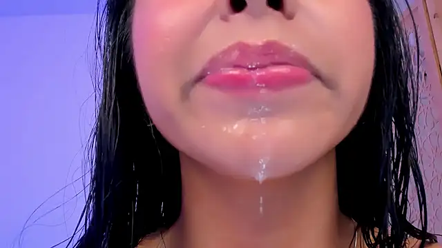 sophierooy22 online show from 12-15-24, 08:15