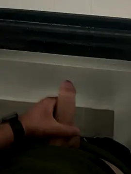 Snapshot of Greeneyes0820 chatting on 10-01-25, 09:15 Greeneyes0820 online show from 10-01-25, 09:15