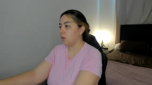 brithany olson25 online show from 04-16-26, 02:29