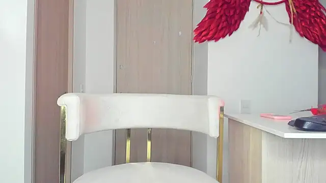 Snapshot of valerietnt chatting on 02-15-25, 03:42 valerietnt online show from 02-15-25, 03:42