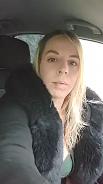 Snapshot of SweetyNinaOff1 chatting on 01-17-26, 03:39 SweetyNinaOff1 online show from 01-17-26, 03:39