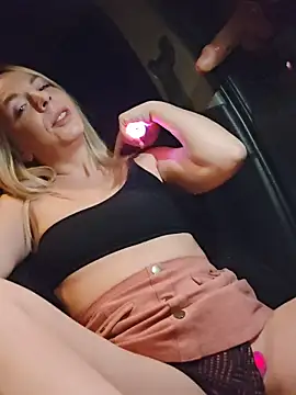 Snapshot of SweetyNinaOff1 chatting on 02-16-26, 09:22 SweetyNinaOff1 online show from 02-16-26, 09:22