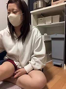 Snapshot of ran_xx_x chatting on 03-04-25, 04:09 ran xx x online show from 03-04-25, 04:09