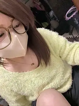 Snapshot of ran_xx_x chatting on 03-17-25, 03:40 ran xx x online show from 03-17-25, 03:40