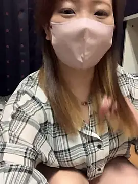 Snapshot of ran_xx_x chatting on 10-13-25, 04:18 ran xx x online show from 10-13-25, 04:18