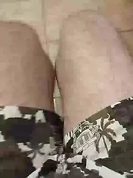 Snapshot of ALEX19833 chatting on 01-24-25, 10:53 ALEX19833 online show from 01-24-25, 10:53